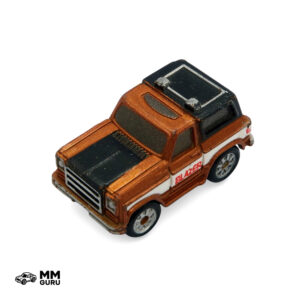 Micro Machines MMGuru Chevrolet Blazer, Brown, isometric view