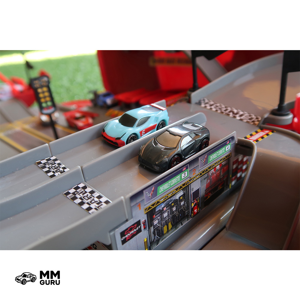 2021-Corvette Raceway transforming playset Amazon - Image 12