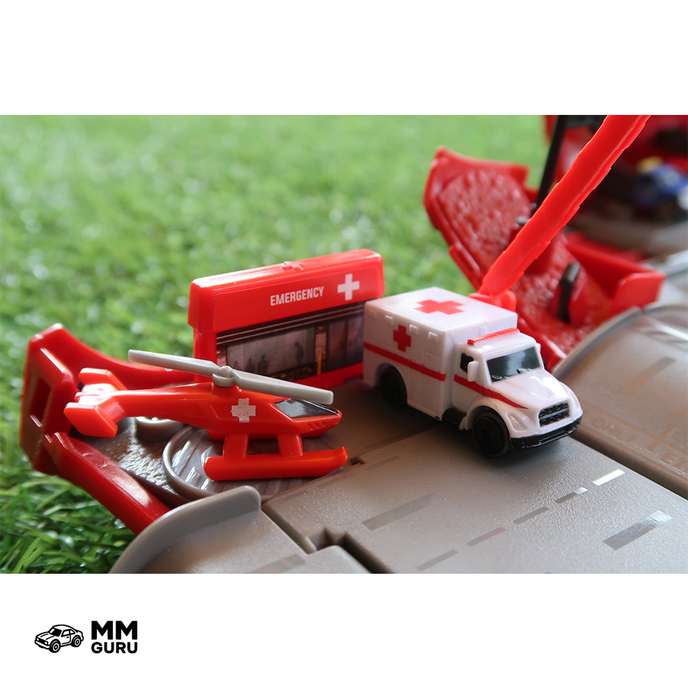 2021-Corvette Raceway transforming playset Amazon - Image 14
